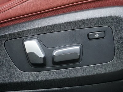 2022 BMW X6 thumbnail 35