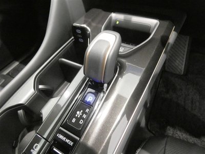 2024 Toyota CROWN SPORT 照片 22