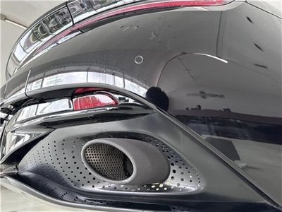 2017 Aston Martin DB11 — миниатюра 30