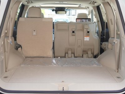 2023 Toyota LAND CRUISER 300 — фото 37