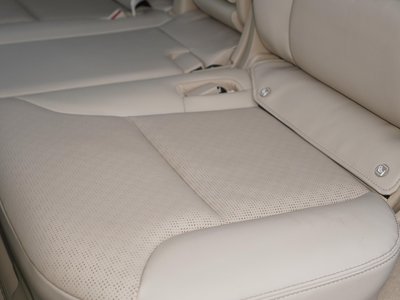 2023 Toyota LAND CRUISER 300 — фото 32