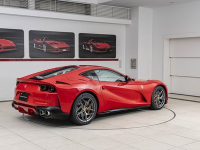 2018 Ferrari 812 SUPERFAST — фото 30