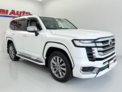 صورة 6 لـ 2025 Toyota LAND CRUISER 300