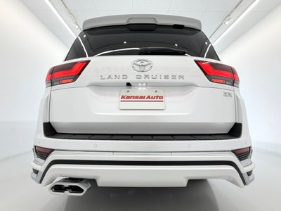 صورة 73 لـ 2025 Toyota LAND CRUISER 300