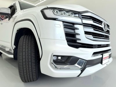 صورة 58 لـ 2025 Toyota LAND CRUISER 300