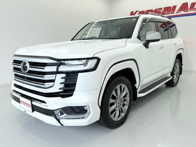 صورة 7 لـ 2025 Toyota LAND CRUISER 300