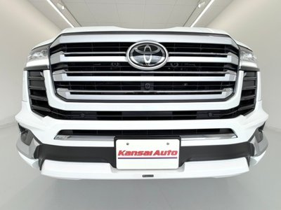 صورة 65 لـ 2025 Toyota LAND CRUISER 300