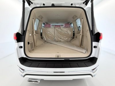 صورة 16 لـ 2025 Toyota LAND CRUISER 300