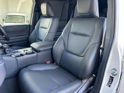 صورة 41 لـ 2025 Toyota LAND CRUISER 250