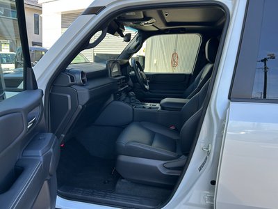 صورة 36 لـ 2025 Toyota LAND CRUISER 250