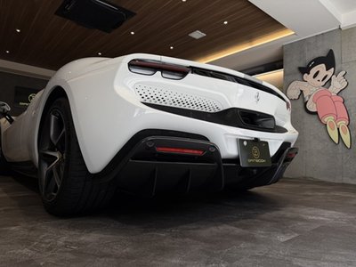 2024 Ferrari 296 GTS 照片 11