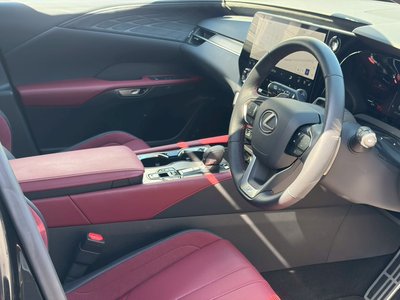 صورة مصغرة 58 لـ 2025 Lexus RX