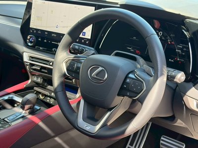 صورة مصغرة 60 لـ 2025 Lexus RX