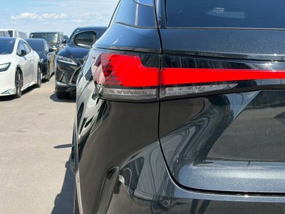 صورة مصغرة 44 لـ 2025 Lexus RX