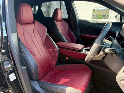 صورة مصغرة 81 لـ 2025 Lexus RX