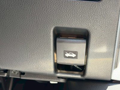 صورة مصغرة 63 لـ 2025 Lexus RX