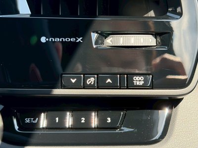 صورة مصغرة 65 لـ 2025 Lexus RX