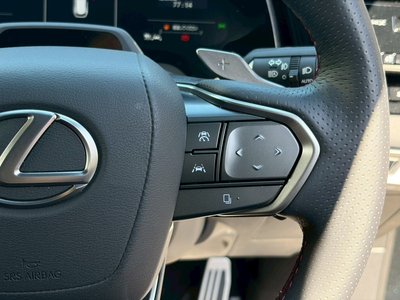 صورة مصغرة 62 لـ 2025 Lexus RX