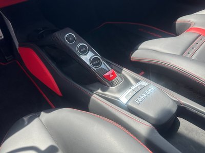 2018 Ferrari 488 GTB 照片 14