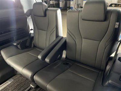 2023 Toyota ALPHARD — фото 25