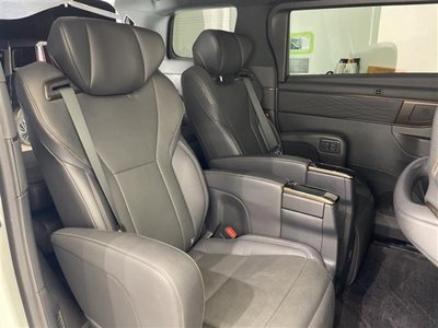 2023 Toyota ALPHARD — фото 23