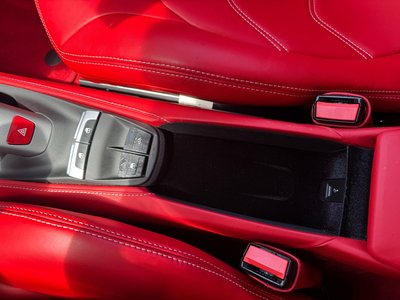 2016 Ferrari 488 SPIDER — фото 34