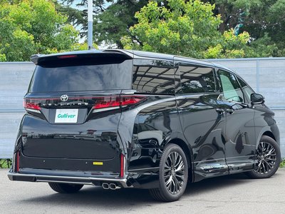 2025 Toyota VELLFIRE photo 14