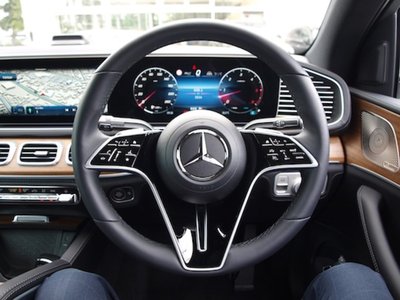 2026 Mercedes-BENZ GLE — фото 19