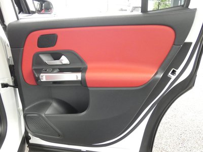 2021 Mercedes-BENZ GLB AMG 照片 25