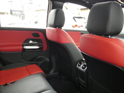 2021 Mercedes-BENZ GLB AMG 照片 29