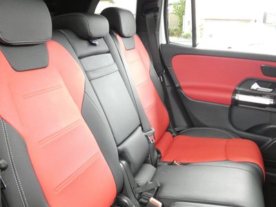 2021 Mercedes-BENZ GLB AMG 照片 36