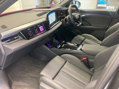 2025 AUDI Q6 E-TRON 照片 18