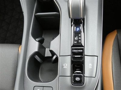 2024 Toyota CROWN CROSSOVER — фото 12