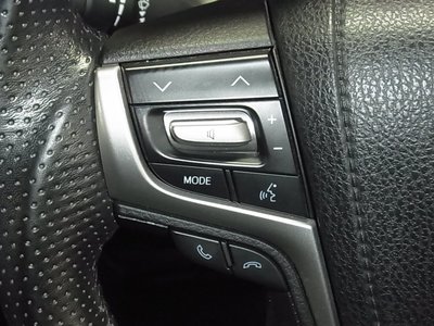 2020 Toyota LAND CRUISER PRADO thumbnail 31