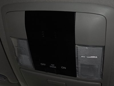 2020 Toyota LAND CRUISER PRADO thumbnail 24