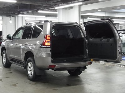 2020 Toyota LAND CRUISER PRADO thumbnail 23