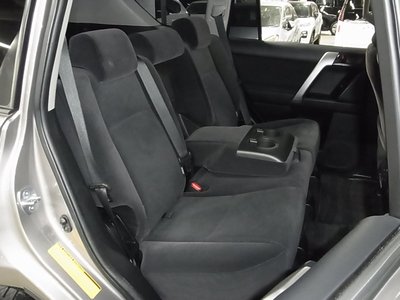 2020 Toyota LAND CRUISER PRADO thumbnail 17