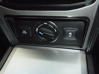 2020 Toyota LAND CRUISER PRADO thumbnail 29