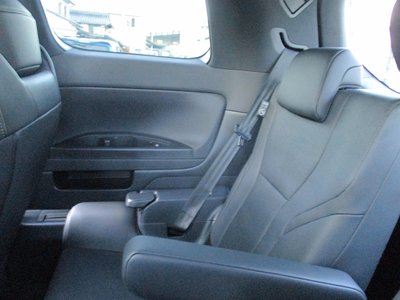 صورة 60 لـ 2025 Toyota ALPHARD