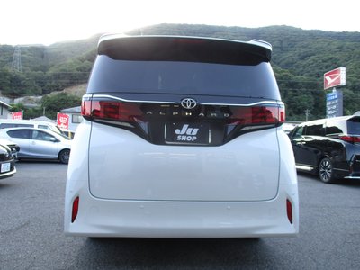صورة 17 لـ 2025 Toyota ALPHARD