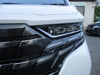 صورة 5 لـ 2025 Toyota ALPHARD