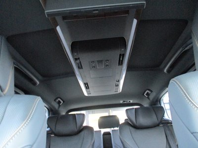صورة 50 لـ 2025 Toyota ALPHARD
