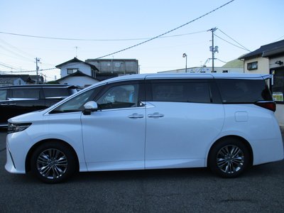 صورة 9 لـ 2025 Toyota ALPHARD