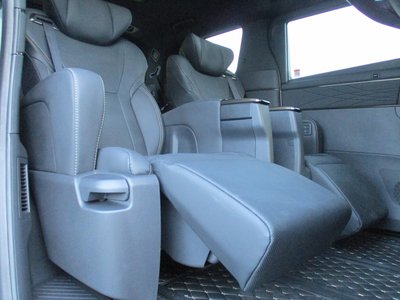 صورة 57 لـ 2025 Toyota ALPHARD