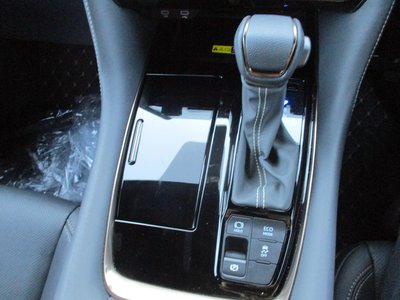 صورة 31 لـ 2025 Toyota ALPHARD