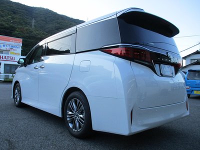 صورة 16 لـ 2025 Toyota ALPHARD