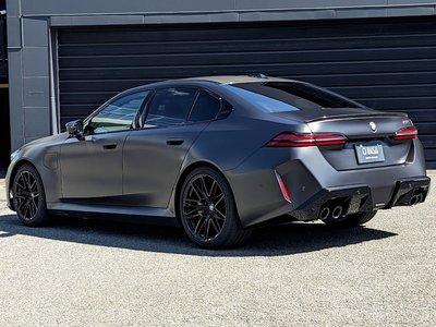 2024 BMW M5 photo 9