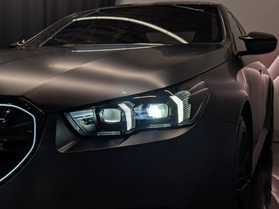 2024 BMW M5 thumbnail 75