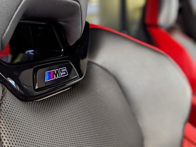 2024 BMW M5 thumbnail 64