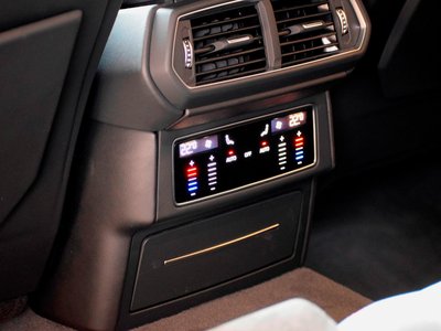 2019 Lamborghini URUS 照片 68
